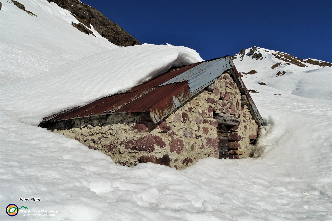 23 La Baita in letargo invernale....JPG